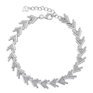 Dámsky strieborný náramok Arrow zdobený Brilliance Zirconia