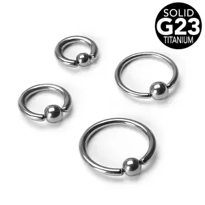 Titánový piercing - krúžok s guličkou, hrúbka 0,8 mm - Hrúbka x priemer x veľkosť guličky: 0,8 x 6 x 3 mm