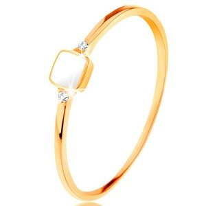 Prsteň zo žltého 14K zlata - biely glazúrovaný štvorček, drobné číre zirkóny - Veľkosť: 57 mm