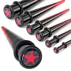 Expander do ucha z akrylu - červená hviezda - Hrúbka piercingu: 5 mm