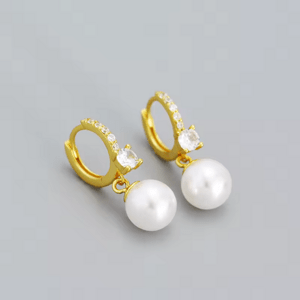 OLIVIE Strieborné náušnice s perlou GOLD 8723 Ag 925; ≤2,0 g.